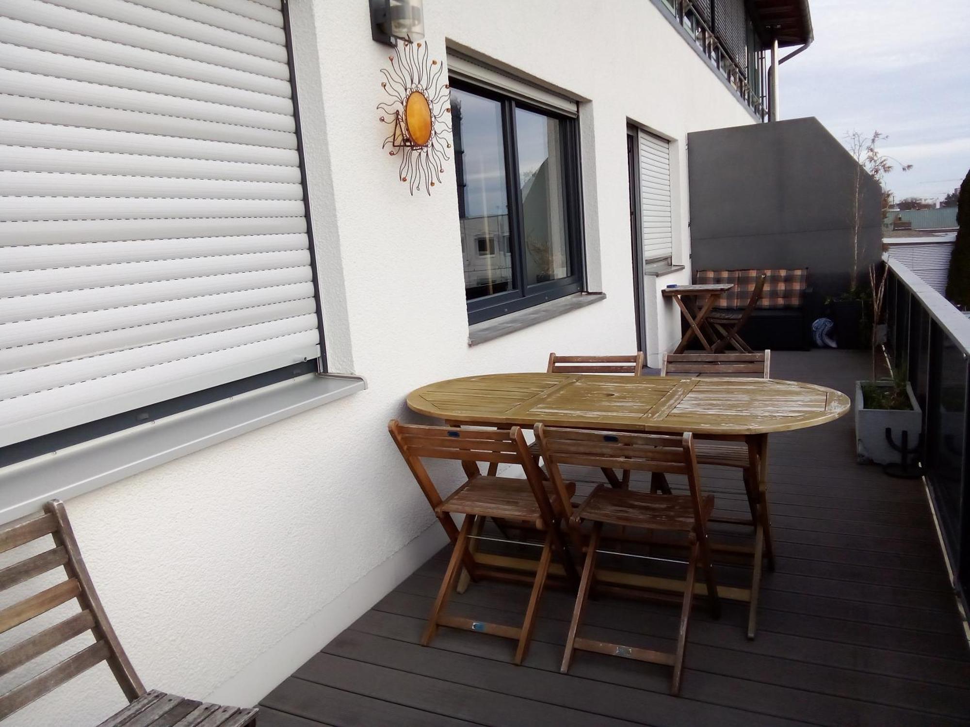 Apartments - Geraeumige 95 Qm Mit Balkon Augsburg Exterior photo