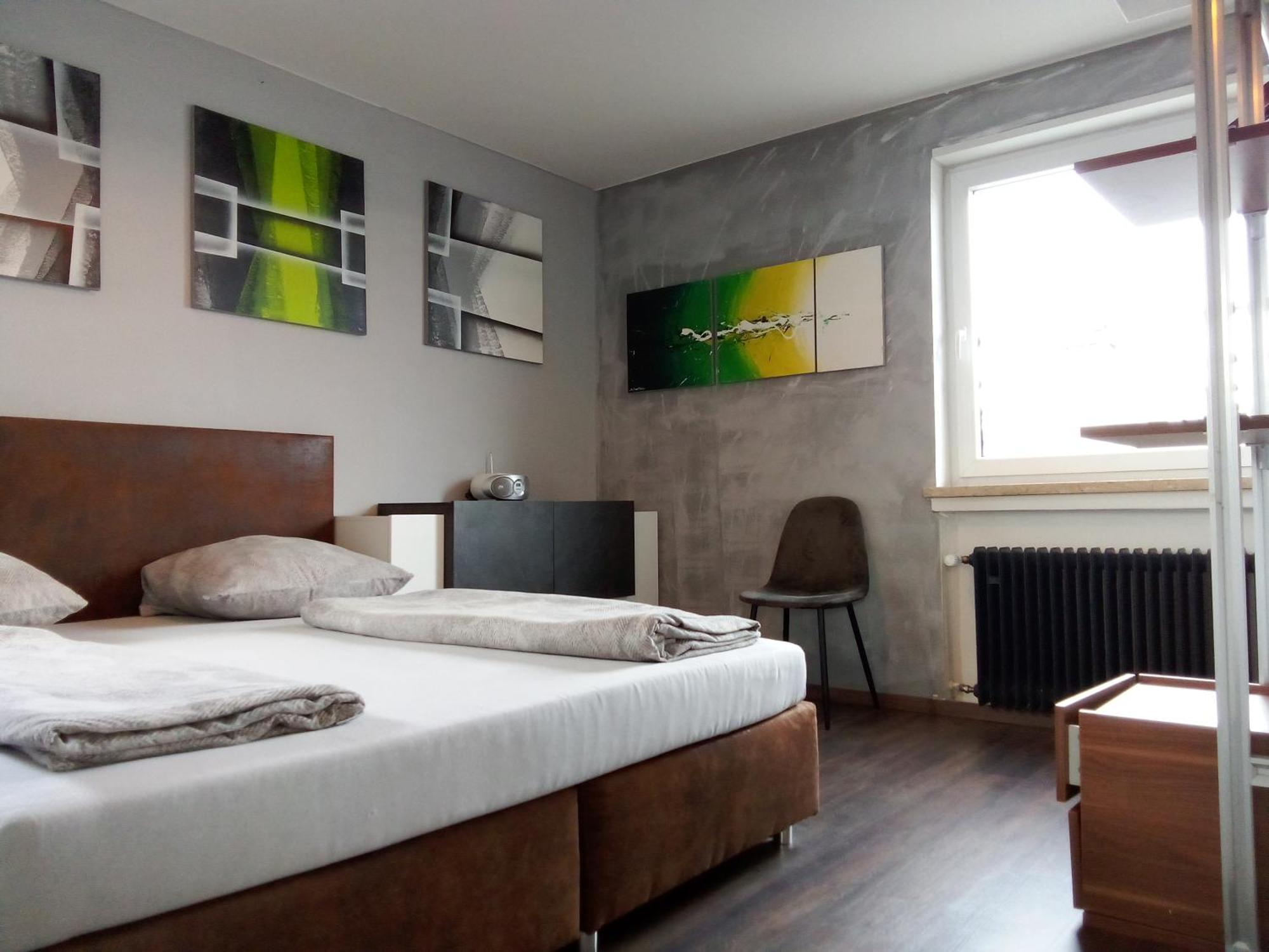Apartments - Geraeumige 95 Qm Mit Balkon Augsburg Exterior photo